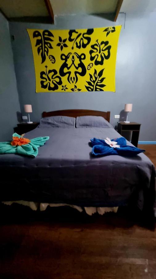 Hostal Henua Roa Hanga Roa Ngoại thất bức ảnh
