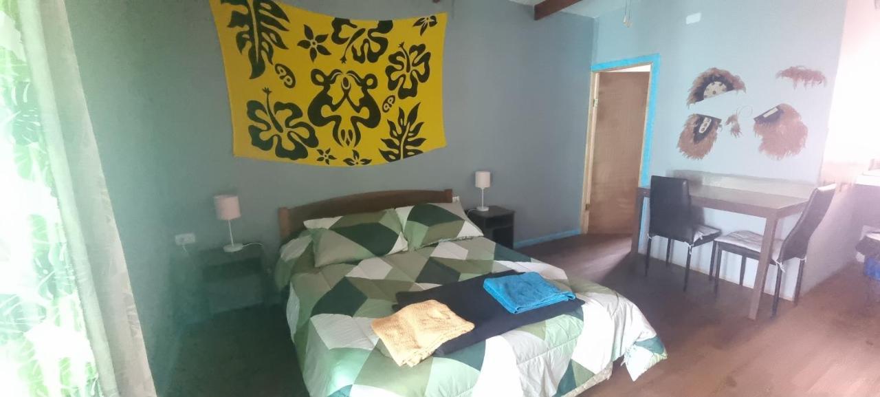 Hostal Henua Roa Hanga Roa Ngoại thất bức ảnh